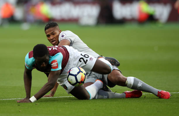 的精神密不 的精神密不